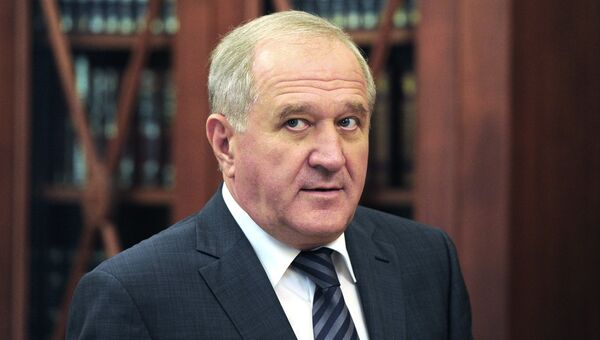 Полпред в СЗФО Владимир Булавин во время встречи с президентом России Владимиром Путиным в Кремле. 28 июля 2016 Полпред в СЗФО Владимир Булавин во время встречи с президентом России Владимиром Путиным в Кремле. 28 июля 2016