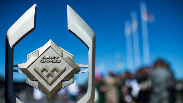 Кубок с символикой Армейских игр. Архивное фото Кубок с символикой Армейских игр. Архивное фото