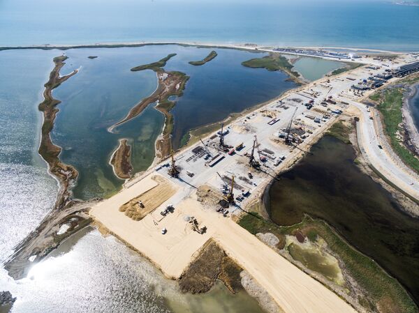 Строящийся участок дороги от трассы М-25 до Керченского пролива и будущей трассы Таврида Строящийся участок дороги от трассы М-25 до Керченского пролива и будущей трассы Таврида