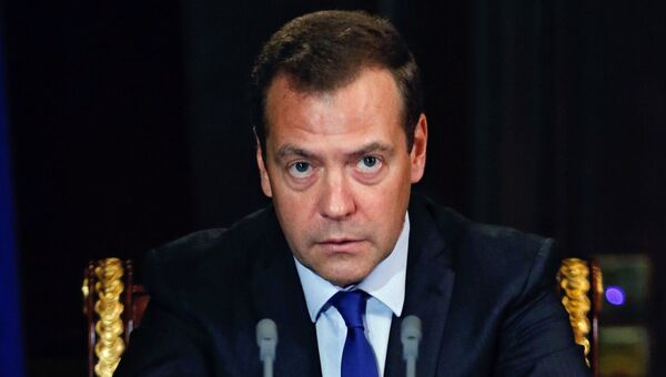 Премьер-министр РФ Дмитрий Медведев на совещании в резиденции Горки. 23 августа 2016 Премьер-министр РФ Дмитрий Медведев на совещании в резиденции Горки. 23 августа 2016