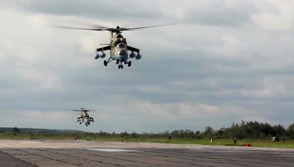Вертолеты армейской авиации Западного военного округа. Архивное фото Вертолеты армейской авиации Западного военного округа. Архивное фото