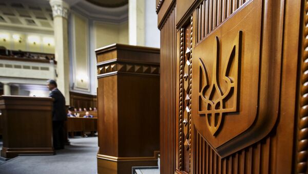 Президент Украины Петр Порошенко выступает на заседании Верховной Рады в Киеве. 6 сентября 2016. Архивное Фото. Президент Украины Петр Порошенко выступает на заседании Верховной Рады в Киеве. 6 сентября 2016. Архивное Фото.