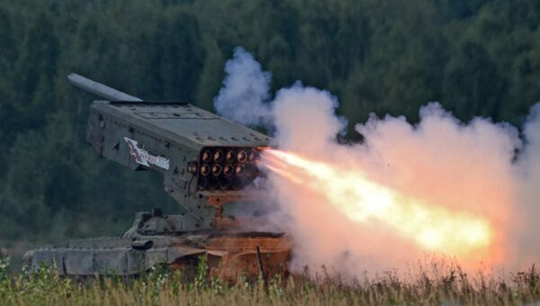 Тяжёлая огнемётная система залпового огня на базе танка Т-72 ТОС-1 Буратино Тяжёлая огнемётная система залпового огня на базе танка Т-72 ТОС-1 Буратино