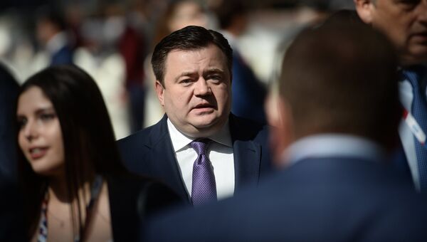 Генеральный директор АО Российский экспортный центр Петр Фрадков на международном инвестиционном форуме Сочи 2016 Генеральный директор АО Российский экспортный центр Петр Фрадков на международном инвестиционном форуме Сочи 2016