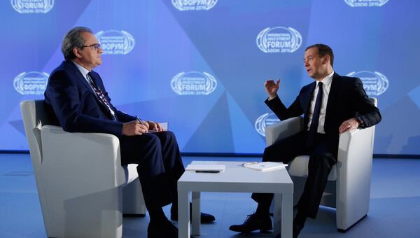 Премьер-министр РФ Д. Медведев дал интервью Первому каналу Премьер-министр РФ Д. Медведев дал интервью Первому каналу