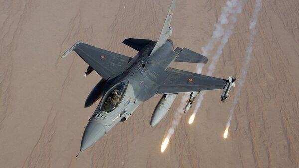 Истребитель F-16 ВВС Бельгии Истребитель F-16 ВВС Бельгии