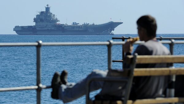 Авианосец Адмирал Кузнецов в Средиземном море. Архивное фото Авианосец Адмирал Кузнецов в Средиземном море. Архивное фото