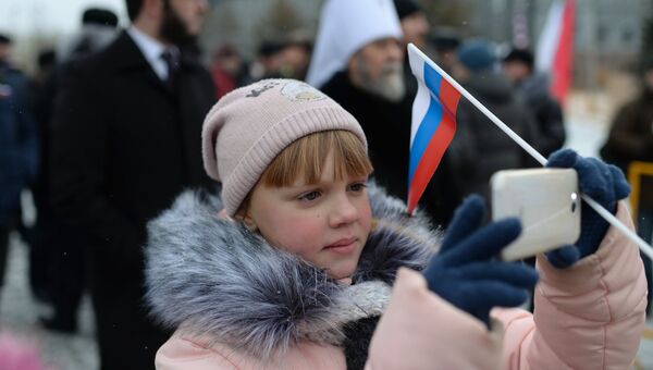 Центром празднования Дня народного единства в Омске стала Соборная площадь, где жителей города ждала традиционная осенняя ярмарка и другие развлекательные мероприятия. Центром празднования Дня народного единства в Омске стала Соборная площадь, где жителей города ждала традиционная осенняя ярмарка и другие развлекательные мероприятия.
