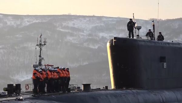 Встреча подводников прибывшего на базу крейсера Александр Невский на Камчатке Встреча подводников прибывшего на базу крейсера Александр Невский на Камчатке