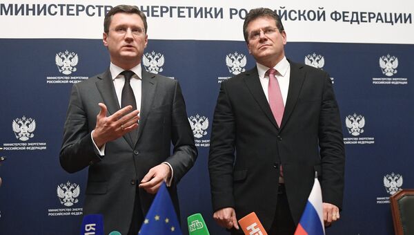 Министр энергетики РФ Александр Новак и вице-президент Еврокомиссии по энергосоюзу Марош Шефчович. Архивное фото Министр энергетики РФ Александр Новак и вице-президент Еврокомиссии по энергосоюзу Марош Шефчович. Архивное фото
