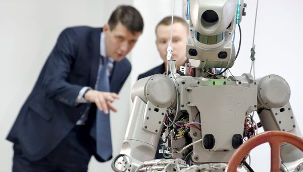 Испытание антропоморфного робота Федор проекта Спасатель в лаборатории на базе НПО Андроидная техника в Магнитогорске Испытание антропоморфного робота Федор проекта Спасатель в лаборатории на базе НПО Андроидная техника в Магнитогорске