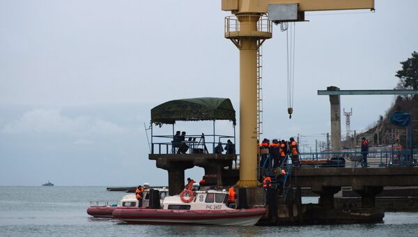 Поисково-спасательные работы у побережья Черного моря, где потерпел крушение самолет Минобороны РФ Ту-154. 26 декабря 2016 Поисково-спасательные работы у побережья Черного моря, где потерпел крушение самолет Минобороны РФ Ту-154. 26 декабря 2016