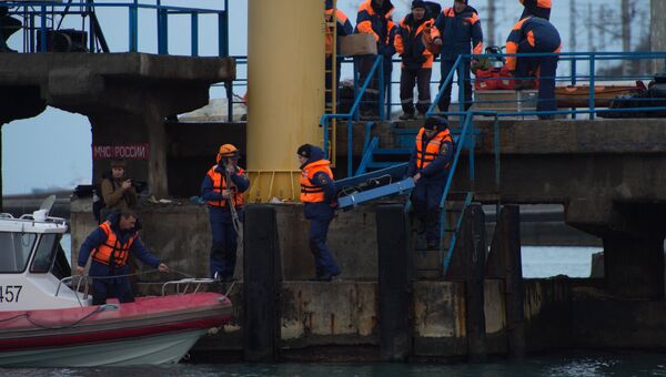 Поисково-спасательные работы у побережья Черного моря, где потерпел крушение самолет Минобороны РФ Ту-154. 26 декабря 2016 Поисково-спасательные работы у побережья Черного моря, где потерпел крушение самолет Минобороны РФ Ту-154. 26 декабря 2016