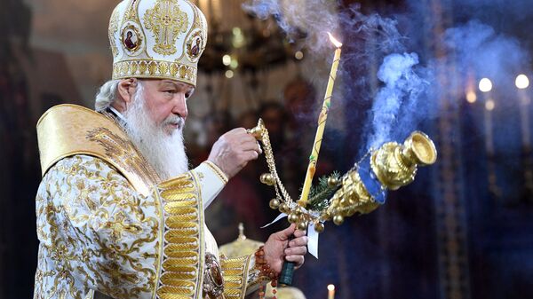Патриарх Московский и всея Руси Кирилл на Рождественском богослужении в храме Христа Спасителя Патриарх Московский и всея Руси Кирилл на Рождественском богослужении в храме Христа Спасителя