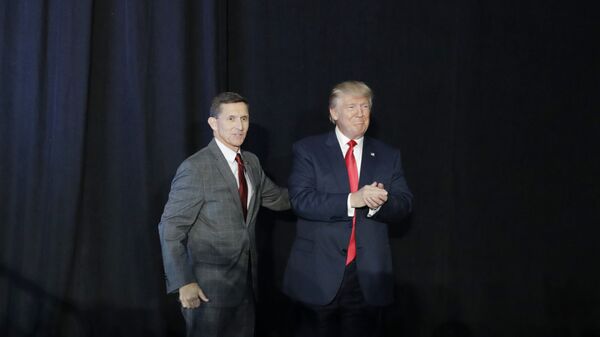 Дональд Трамп и Майкл Флинн. Архивное фото Дональд Трамп и Майкл Флинн. Архивное фото