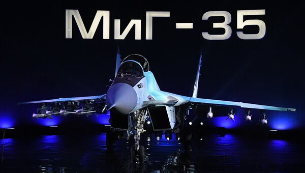 Авиационный комплекс МиГ-35 на презентации на территории Производственного комплекса № 1 АО РСК “МиГ” в Московской области Авиационный комплекс МиГ-35 на презентации на территории Производственного комплекса № 1 АО РСК “МиГ” в Московской области