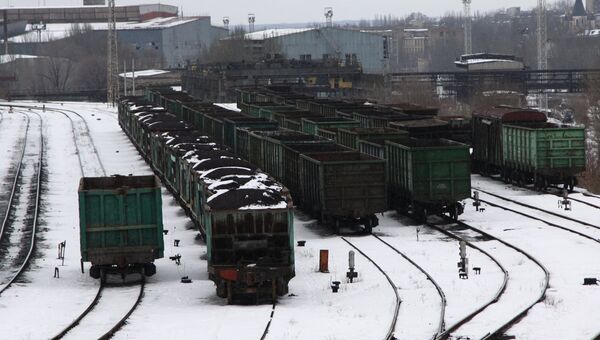 Вагоны с углем. Архивное фото Вагоны с углем. Архивное фото