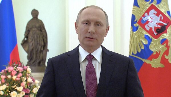 Мы любим и ценим вас – Владимир Путин поздравил российских женщин с 8 марта Мы любим и ценим вас – Владимир Путин поздравил российских женщин с 8 марта