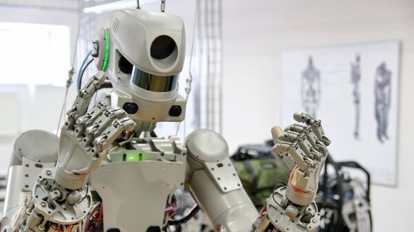 Эксперт рассказала, в каких сферах роботы не смогут заменить людей