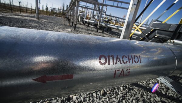 Труба газопровода. Архивное фото Труба газопровода. Архивное фото