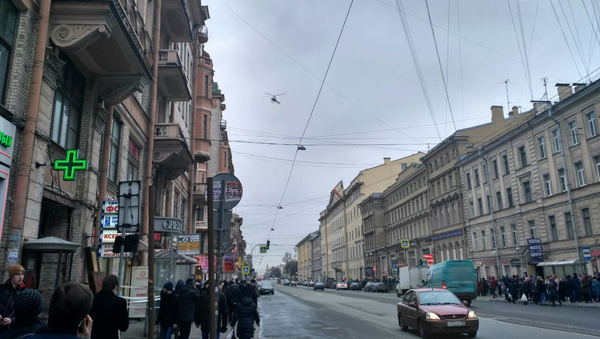 Взрыв произошел в метро Санкт-Петербурга. 3 апреля 2017 Взрыв произошел в метро Санкт-Петербурга. 3 апреля 2017