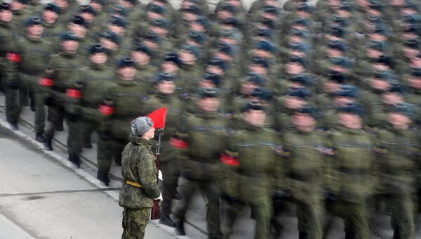 Совместная тренировка пеших парадных расчетов войск Московского гарнизона и механизированной колонны к участию в военном параде на Красной площади 9 мая 2017 года Совместная тренировка пеших парадных расчетов войск Московского гарнизона и механизированной колонны к участию в военном параде на Красной площади 9 мая 2017 года