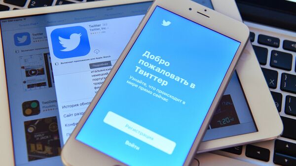 СМИ: более тысячи сотрудников Twitter могли стать объектами атаки хакеров
