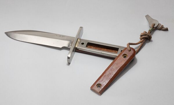 Копия ножа для выживания Randall Knives, получивший неофициальное название Астро Копия ножа для выживания Randall Knives, получивший неофициальное название Астро