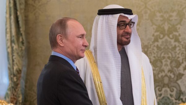 Президент РФ Владимир Путин и наследный принц Абу-Даби Мухаммед Аль Нахайян. Архивное фото Президент РФ Владимир Путин и наследный принц Абу-Даби Мухаммед Аль Нахайян. Архивное фото