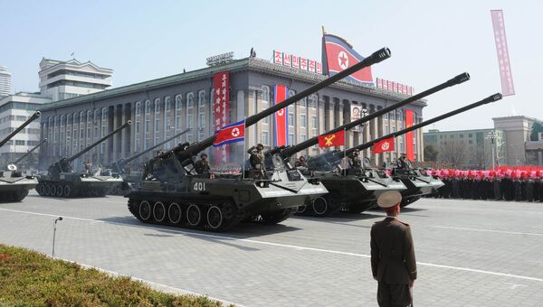 Военный парад в Пхеньяне. 2012 год Военный парад в Пхеньяне. 2012 год