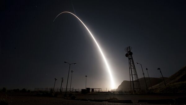 Испытания межконтинентальной баллистической ракеты Minuteman III. Апрель 2017 Испытания межконтинентальной баллистической ракеты Minuteman III. Апрель 2017