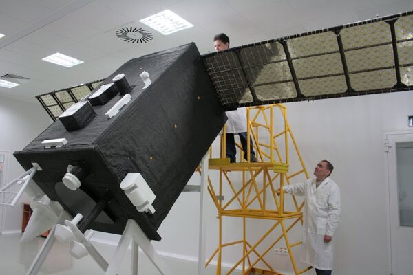 Спутник АИСТ-2Д Спутник АИСТ-2Д