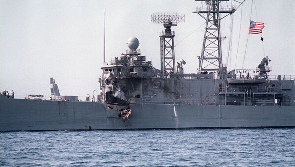 Американский фрегат USS Stark, атакованный иракским самолетом Mirage F4. 17 мая 1987 Американский фрегат USS Stark, атакованный иракским самолетом Mirage F4. 17 мая 1987