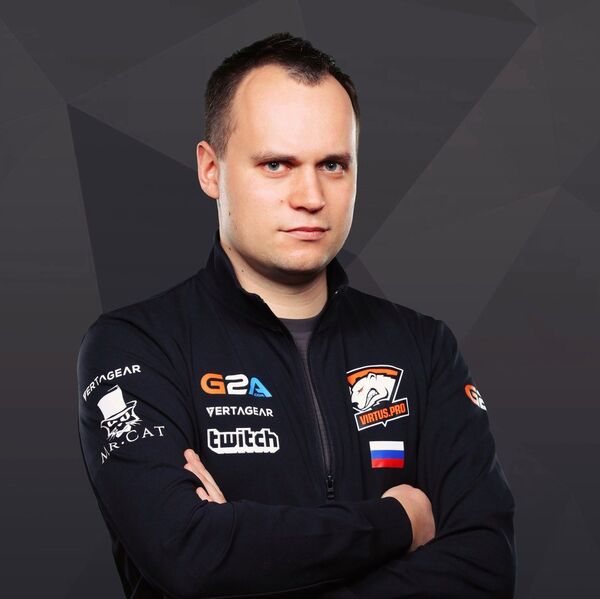 Генеральный менеджер Virtus.pro Роман Дворянкин Генеральный менеджер Virtus.pro Роман Дворянкин