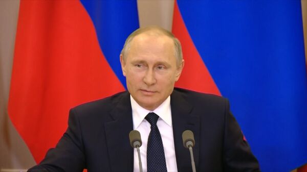 Путин пошутил о выговоре Лаврову, который не поделился секретами Трампа Путин пошутил о выговоре Лаврову, который не поделился секретами Трампа