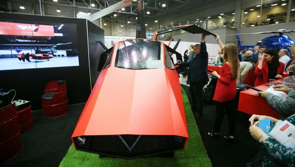 Гибрид автомобиля и вертолёта с роторным двигателем глубокой конверсии Ventocopter R1 на X международной выставке вертолетной индустрии HeliRussia в Международном выставочном центре Крокус Экспо в Москве Гибрид автомобиля и вертолёта с роторным двигателем глубокой конверсии Ventocopter R1 на X международной выставке вертолетной индустрии HeliRussia в Международном выставочном центре Крокус Экспо в Москве