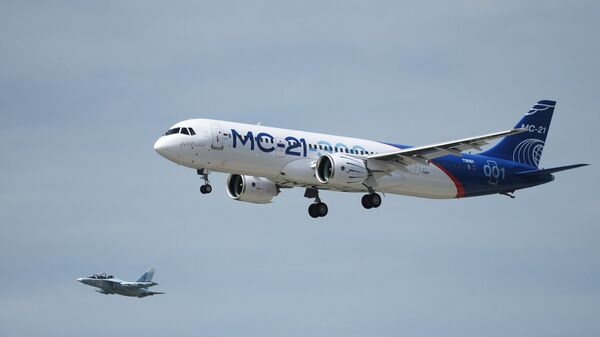 Первый полет нового российского пассажирского самолета МС-21 Первый полет нового российского пассажирского самолета МС-21