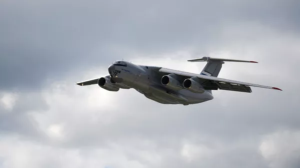 Самолет Ил-76МД-90А Самолет Ил-76МД-90А