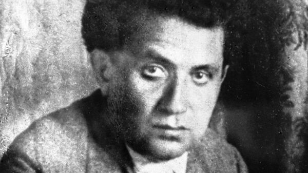 Григорий Евсеевич Зиновьев Григорий Евсеевич Зиновьев
