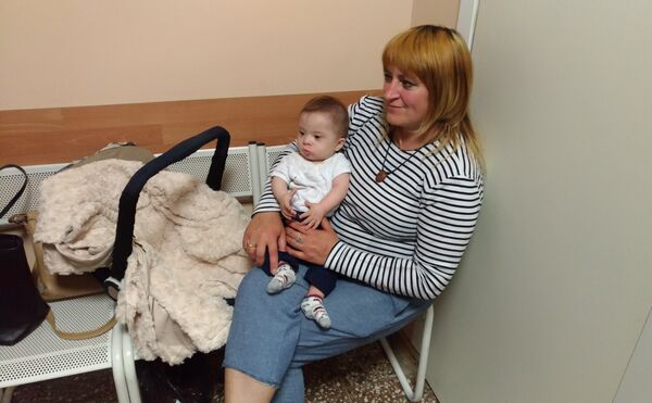 Елена с сыном, который родился благодаря предабортной консультации с психологом Елена с сыном, который родился благодаря предабортной консультации с психологом