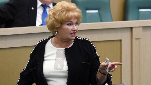Член Совета Федерации РФ Людмила Нарусова. Архивное фото Член Совета Федерации РФ Людмила Нарусова. Архивное фото