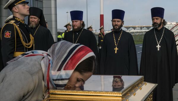Встреча ковчега с мощами святителя Николая Чудотворца в аэропорту Пулково в Санкт-Петербурге Встреча ковчега с мощами святителя Николая Чудотворца в аэропорту Пулково в Санкт-Петербурге