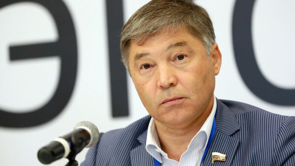 Председатель Федерального политического комитета партии Гражданская Платформа Рифат Шайхутдинов. Архивное фото Председатель Федерального политического комитета партии Гражданская Платформа Рифат Шайхутдинов. Архивное фото