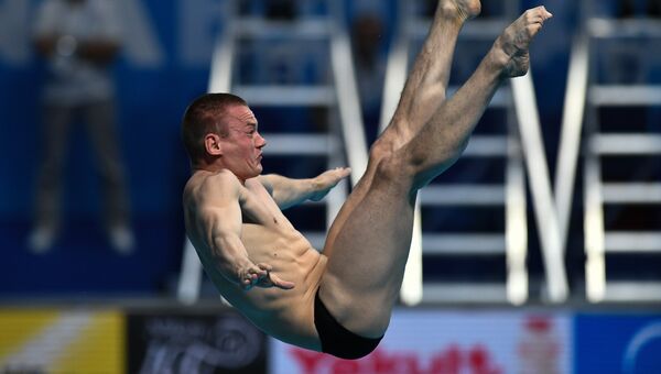 Евгений Кузнецов (Россия) в финале командных соревнований по прыжкам в воду на чемпионате мира FINA 2017 Евгений Кузнецов (Россия) в финале командных соревнований по прыжкам в воду на чемпионате мира FINA 2017