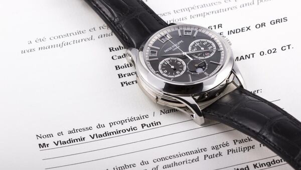 Часы Patek Philippe. Архивное фото Часы Patek Philippe. Архивное фото