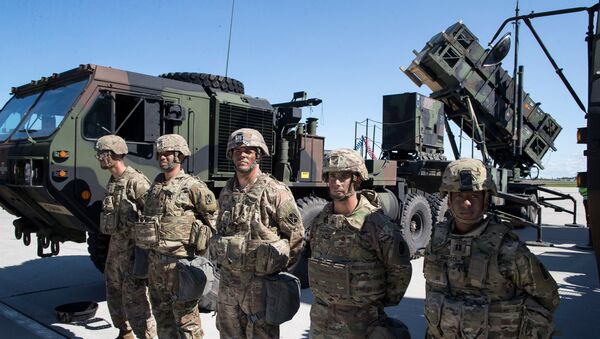 Американский ракетный комплекс Patriot во время учений НАТО в Литве Американский ракетный комплекс Patriot во время учений НАТО в Литве