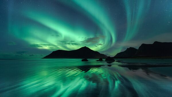 Работа фотографа Beate Behnke Reflection, вошедшая в шорт-лист Insight Astronomy Photographer of the Year 2017 Работа фотографа Beate Behnke Reflection, вошедшая в шорт-лист Insight Astronomy Photographer of the Year 2017