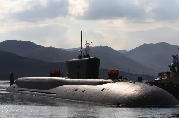 Российская атомная подводная лодка стратегического назначения проекта 955 Владимир Мономах