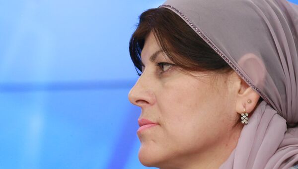 Чеченская правозащитница Хеда Саратова. Архивное фото Чеченская правозащитница Хеда Саратова. Архивное фото