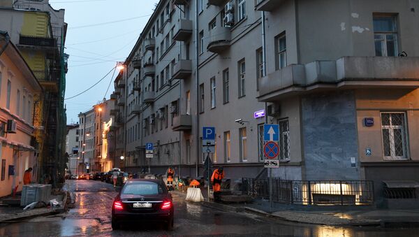 Дом на улице Пречистенка в центре Москвы, где в своей квартире режиссер Кирилл Серебренников будет отбывать домашний арест. 23 августа 2017 Дом на улице Пречистенка в центре Москвы, где в своей квартире режиссер Кирилл Серебренников будет отбывать домашний арест. 23 августа 2017